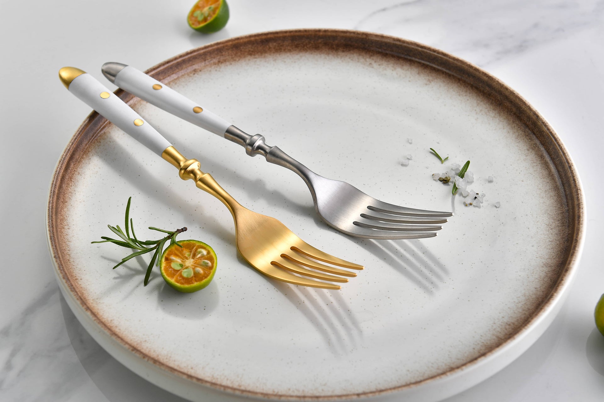 Artisan
Tableware