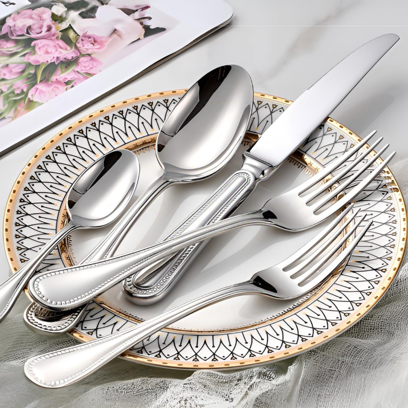 LUNE D’OR 1810 Stainless Seel with POM handle 20pcs set